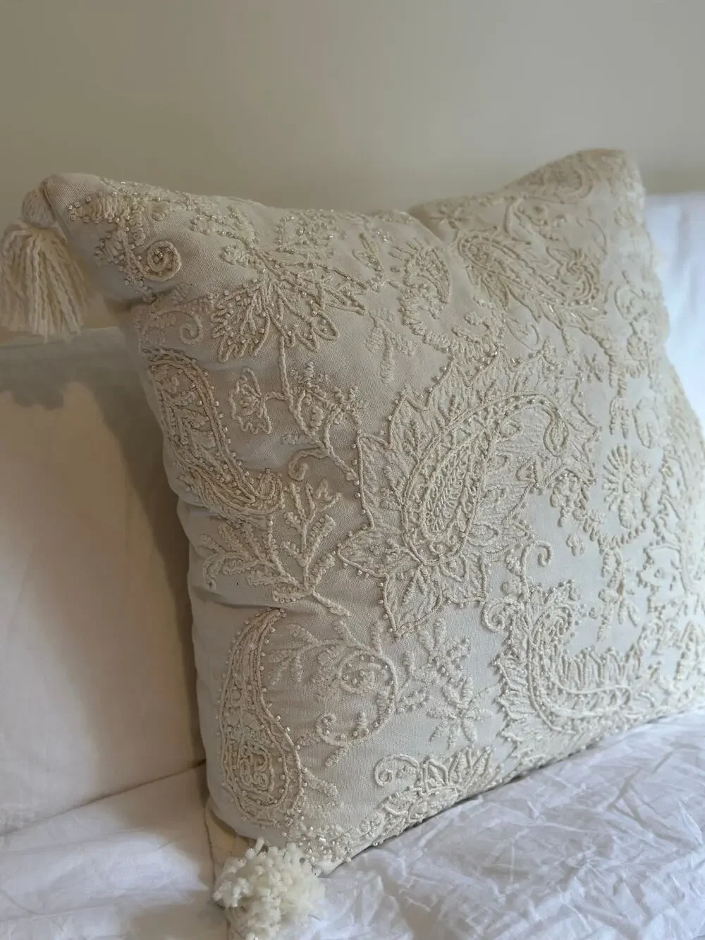 Boho Embroidered Beaded Paisley Throw Pillow 20x20 Cream Ivory Tassels EUC